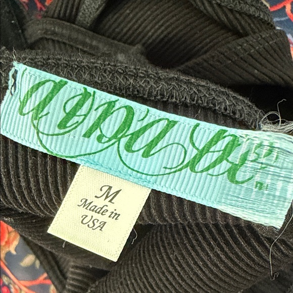 Black Ribbed Bodysuit Ruffled Straps - Picture 4 of 4